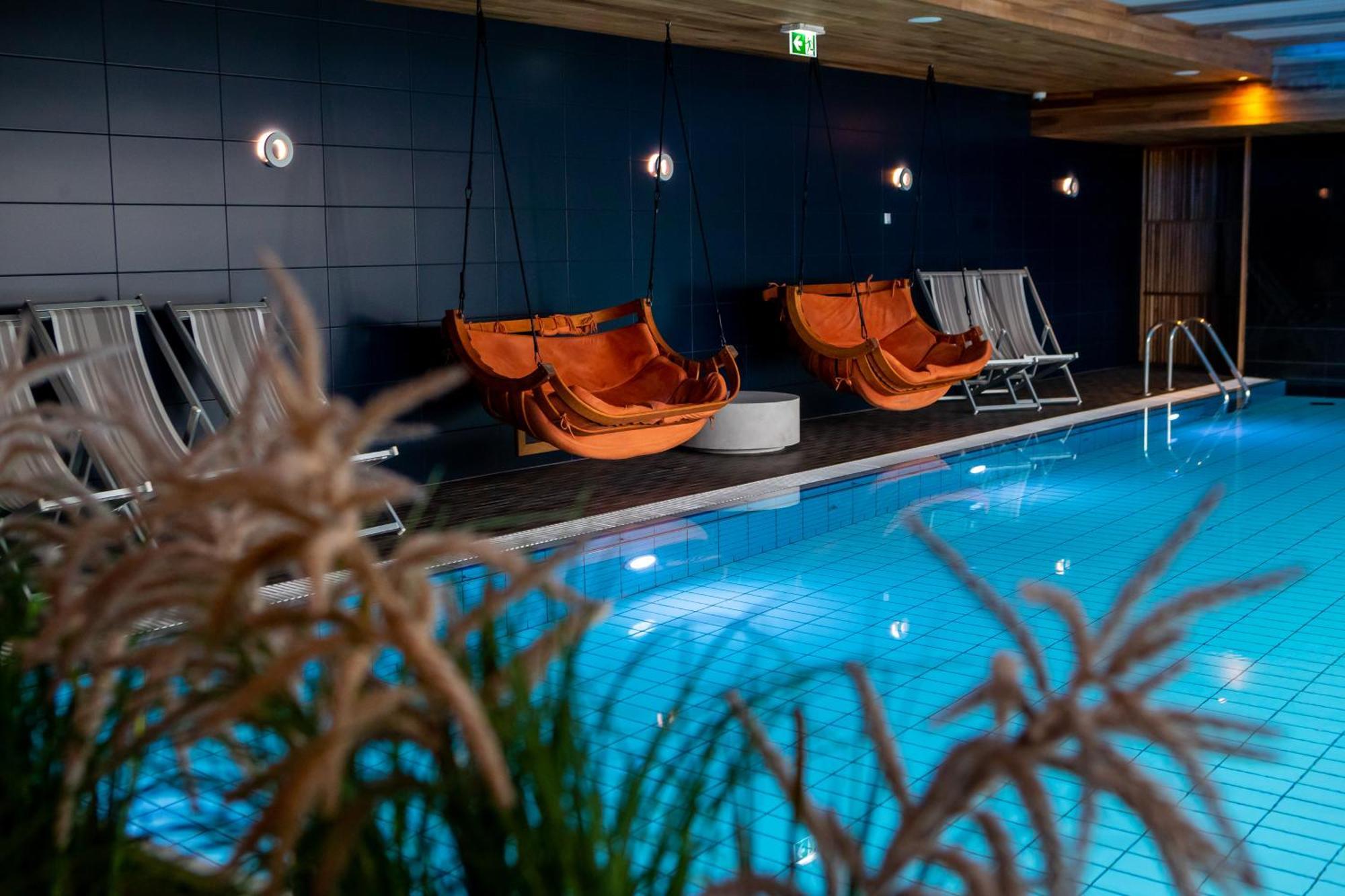Oe Seaside Suites & Spa Kuressaare Exteriör bild