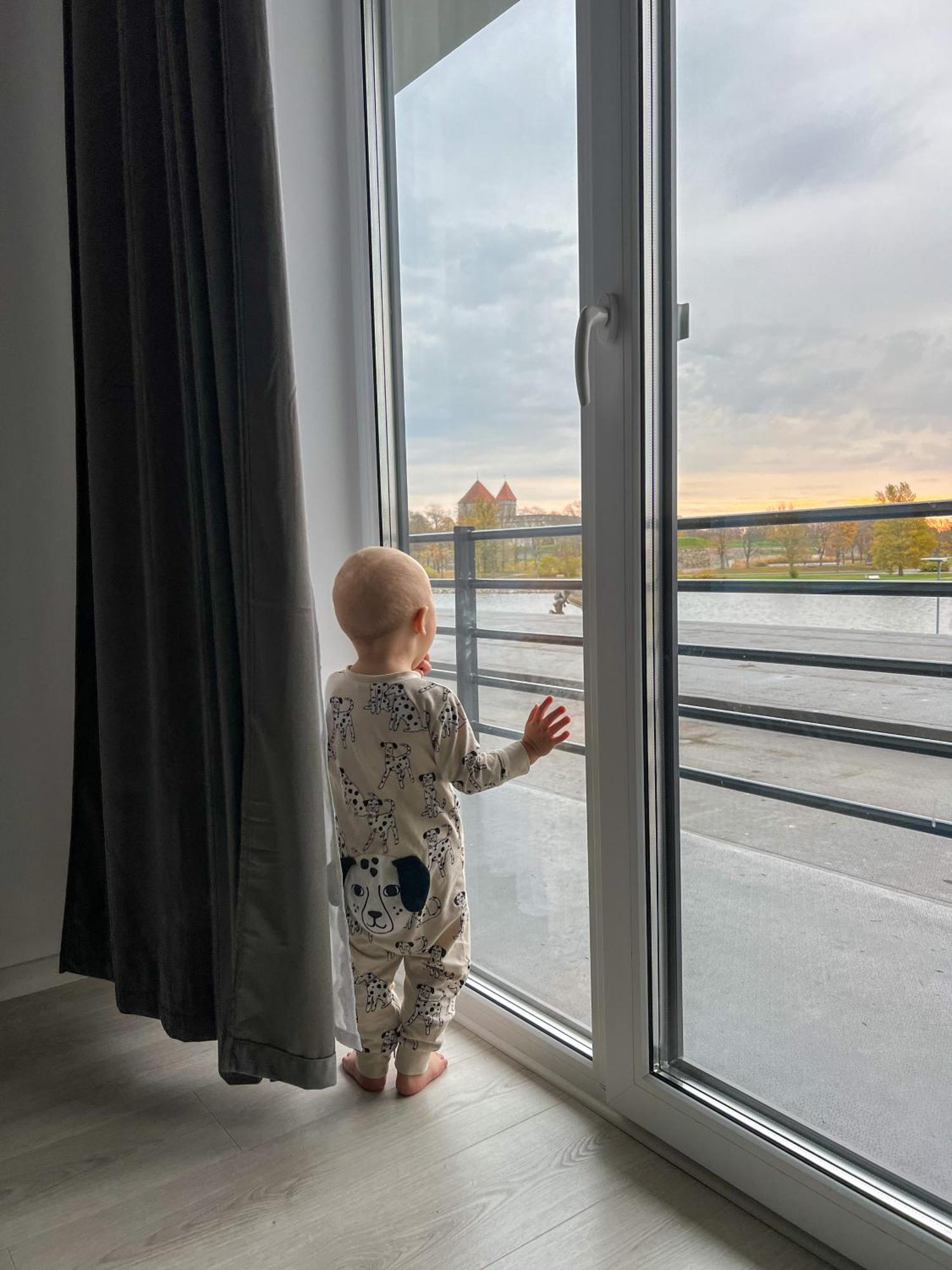 Oe Seaside Suites & Spa Kuressaare Exteriör bild
