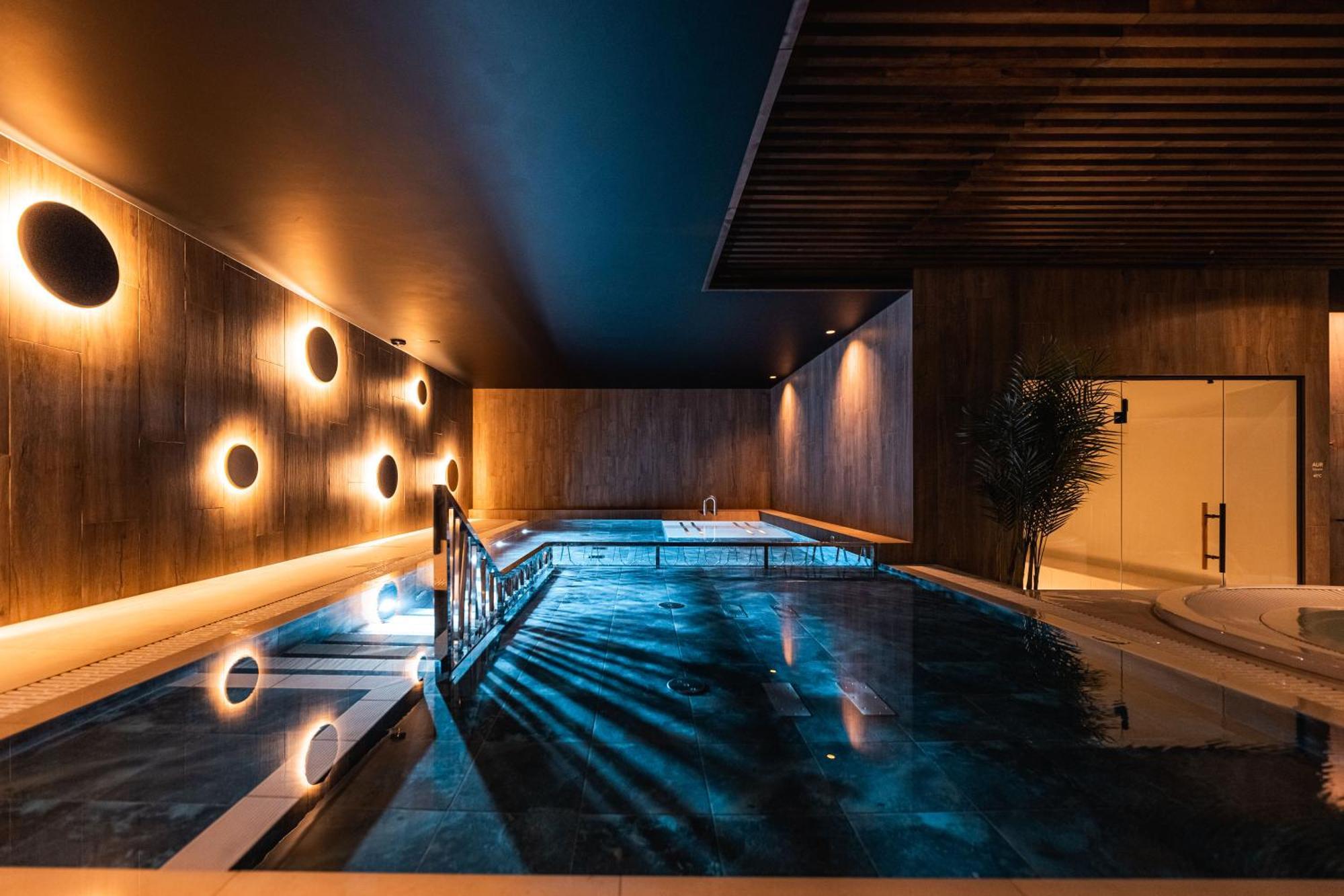 Oe Seaside Suites & Spa Kuressaare Exteriör bild