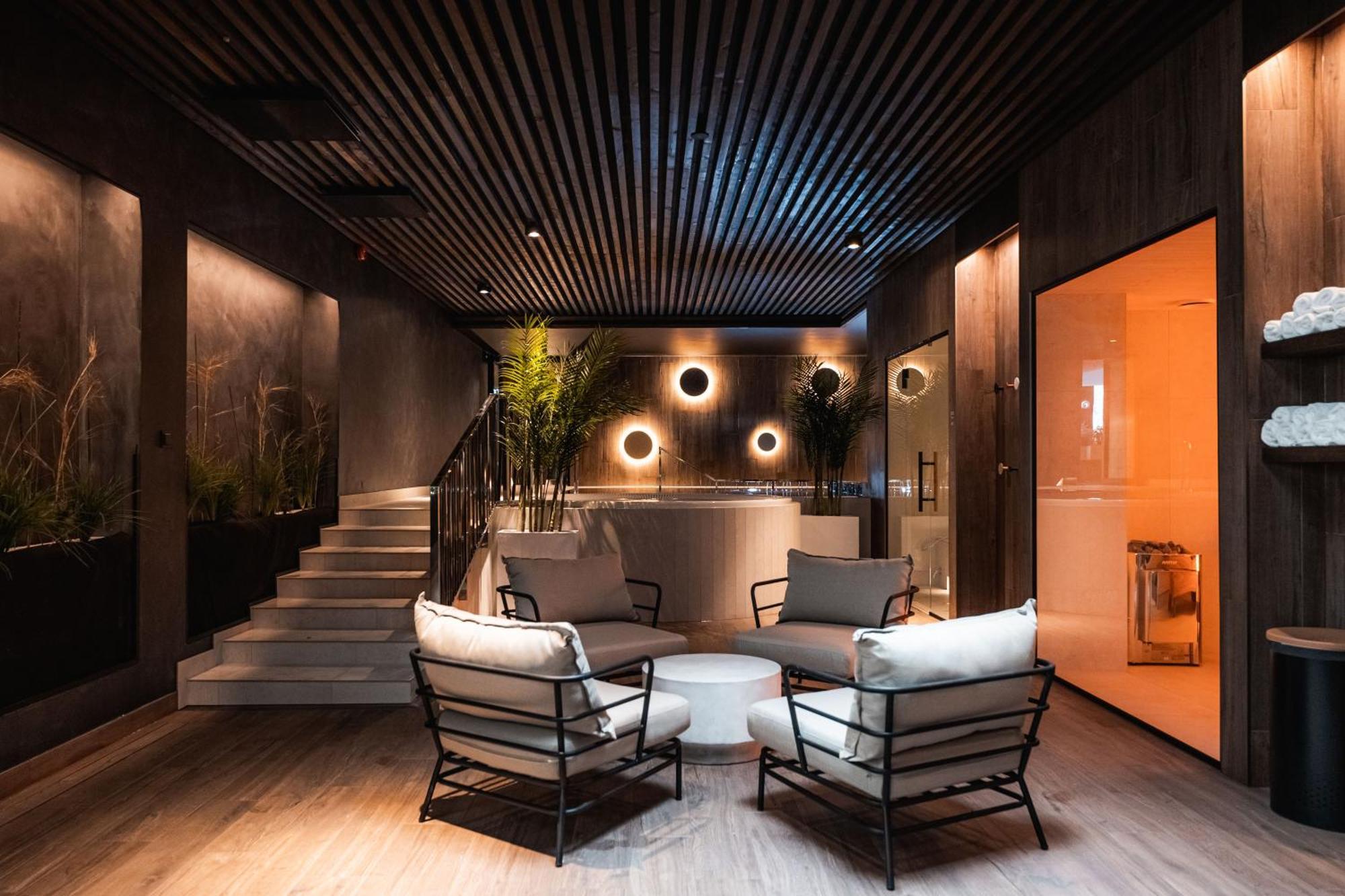 Oe Seaside Suites & Spa Kuressaare Exteriör bild