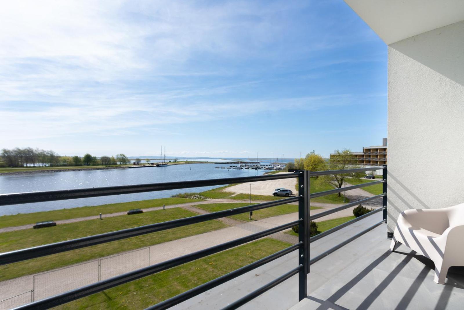 Oe Seaside Suites & Spa Kuressaare Rum bild